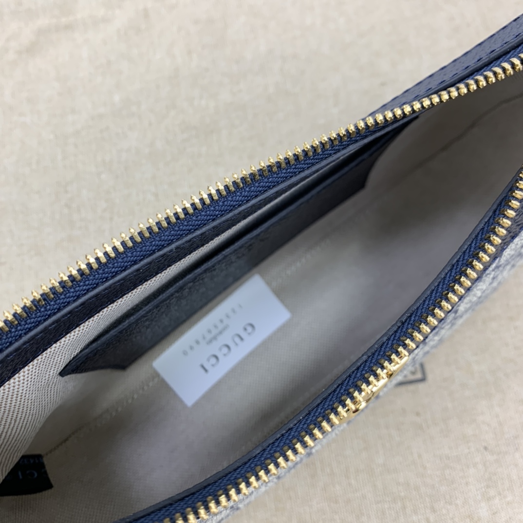 Gucci Hobo Bags